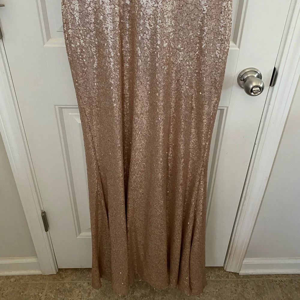 Lulu’s Floor Length Gold Sequin Dress - Picture 4 of 8